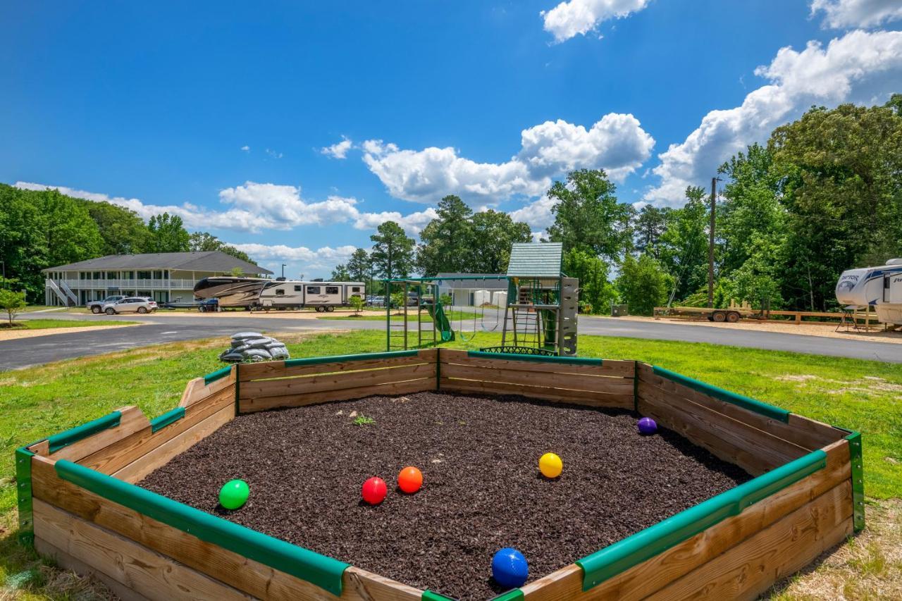 Rivers Rest Resort Toano Екстер'єр фото